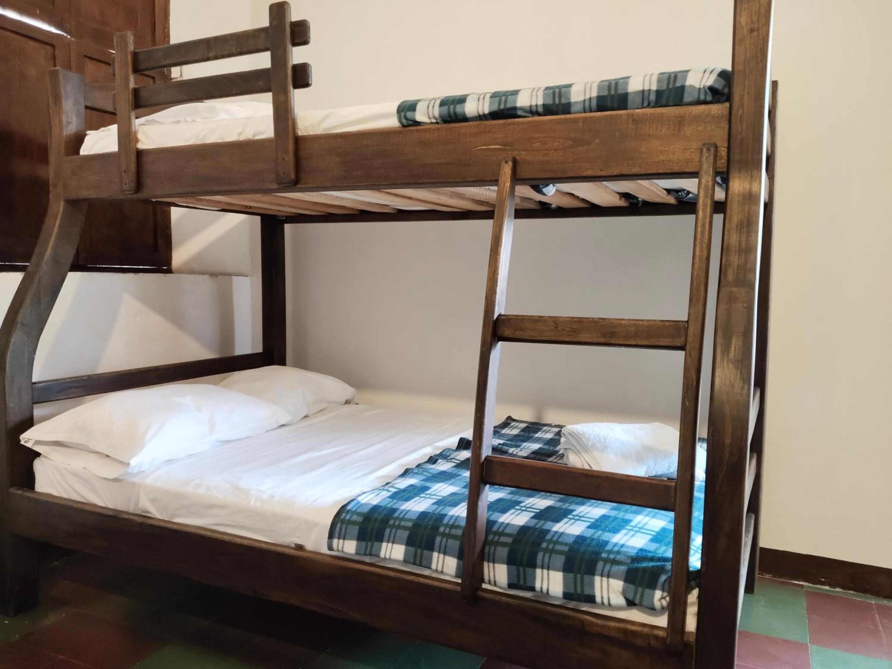 Sandalio Hostal Cali