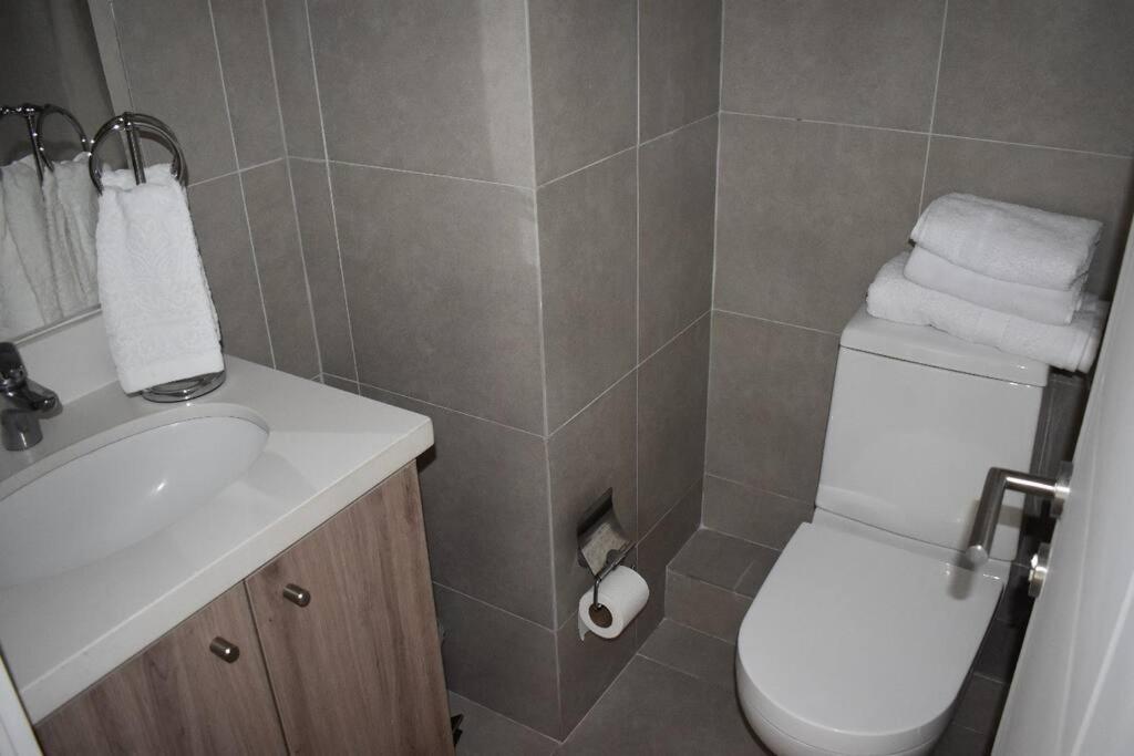 Depto premium 2D2B con parking y cerca del Lago