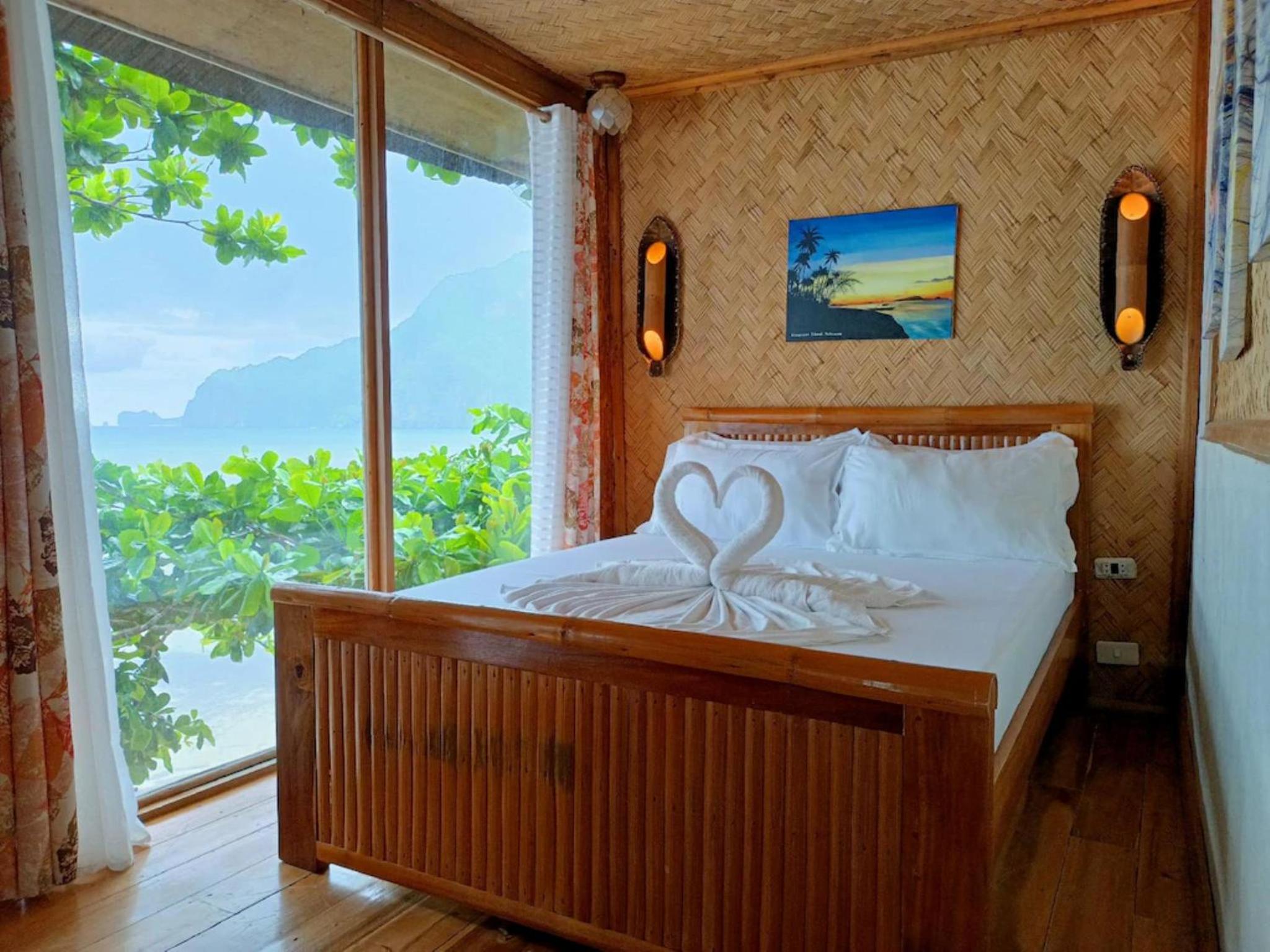 Hut Sunset View view 5