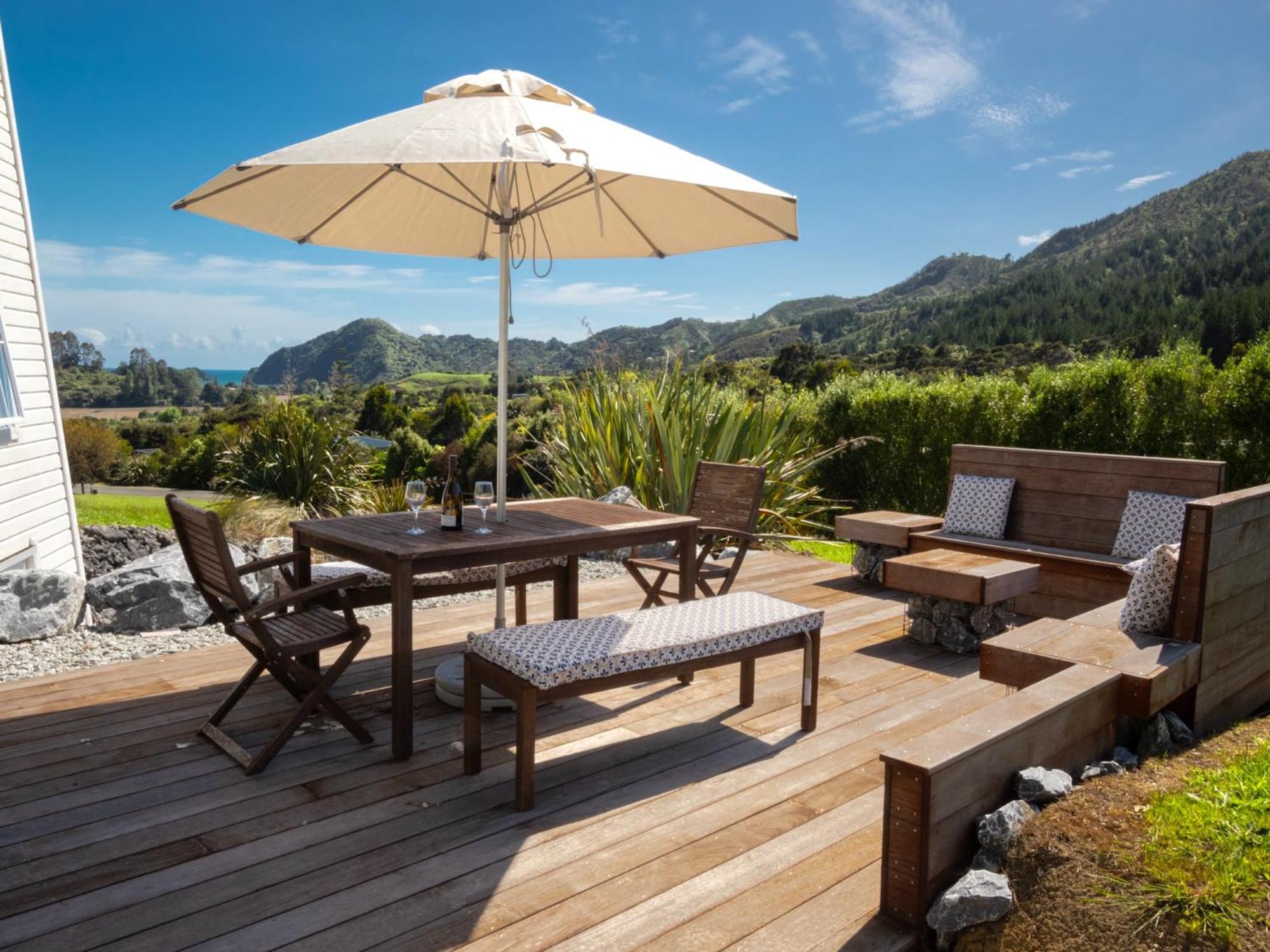 The Lighthouse - Ligar Bay Holiday Home