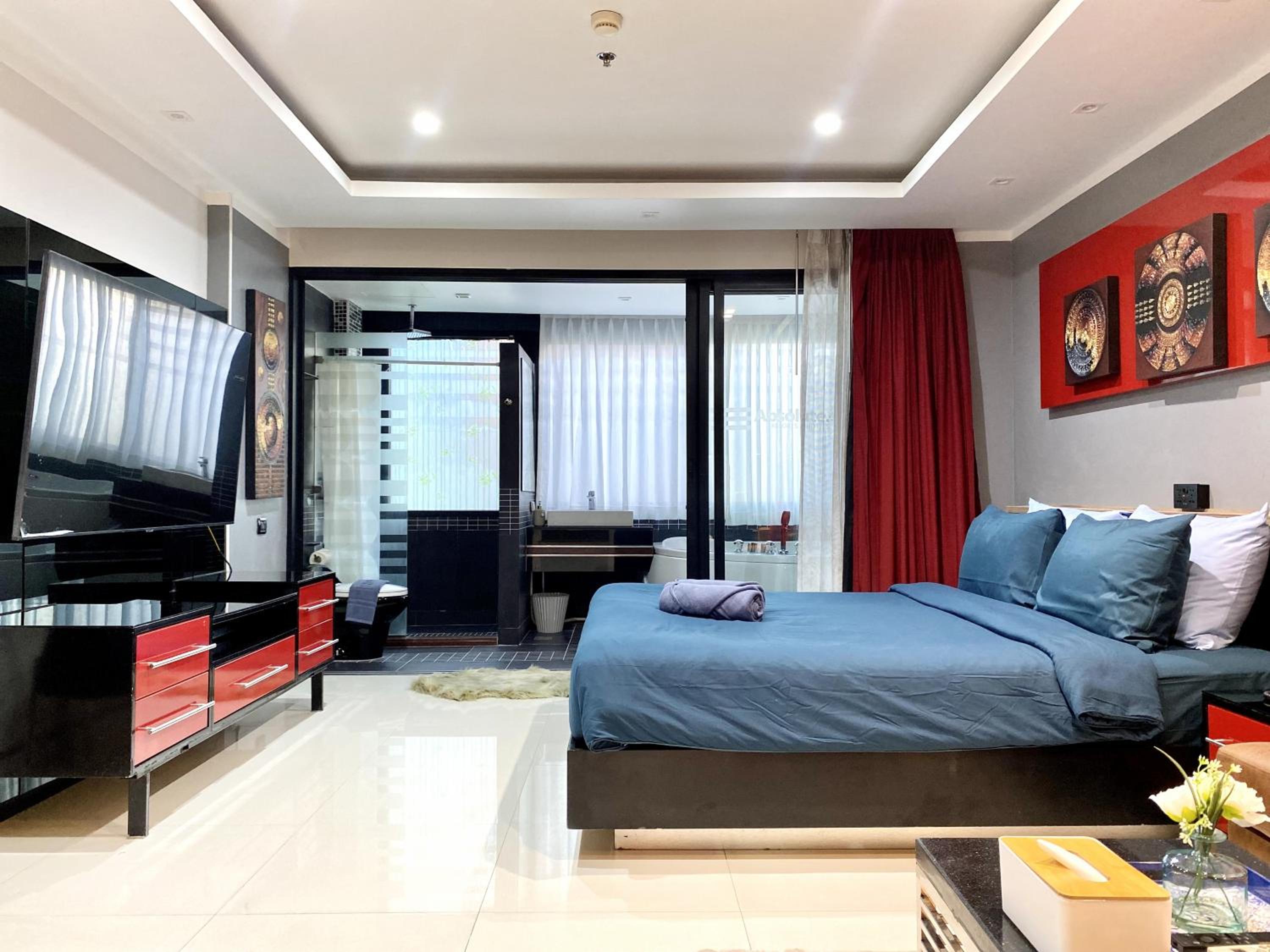 Patong - Studio Condo - Absolute Bangla Unit