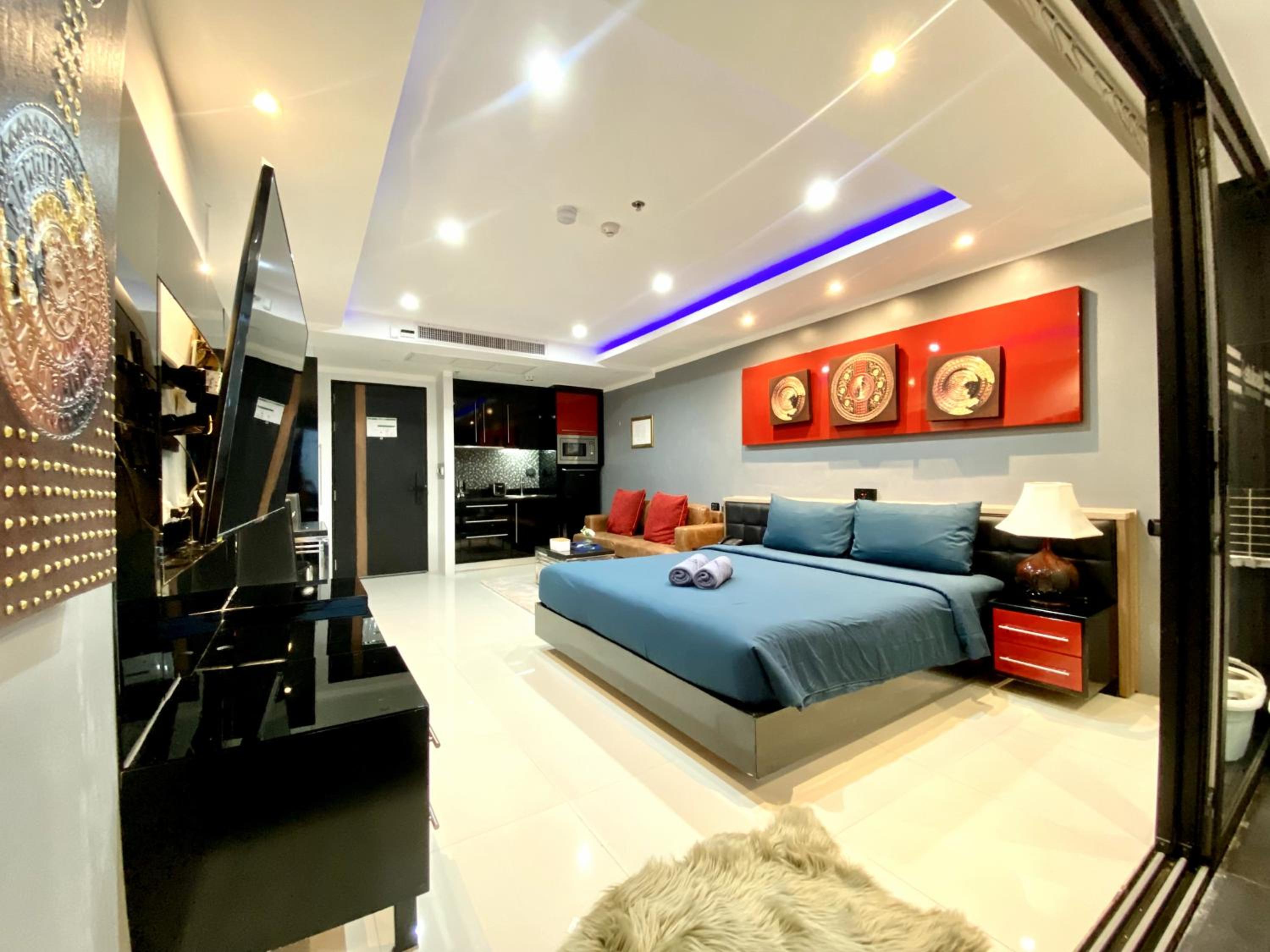 Patong - Studio Condo - Absolute Bangla Unit