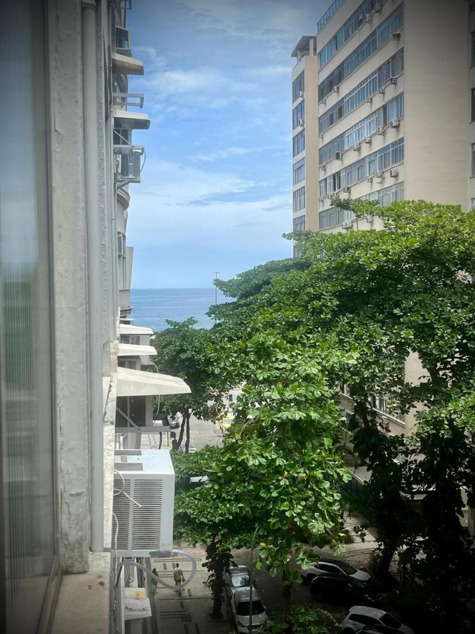 Copacabana vista lateral mar