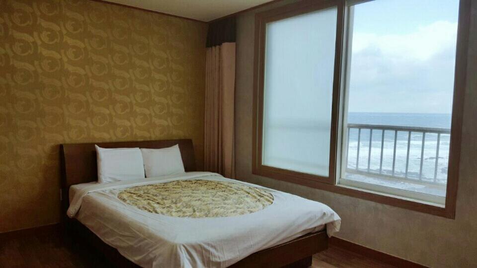 Jeju Ilsung Beach Condo