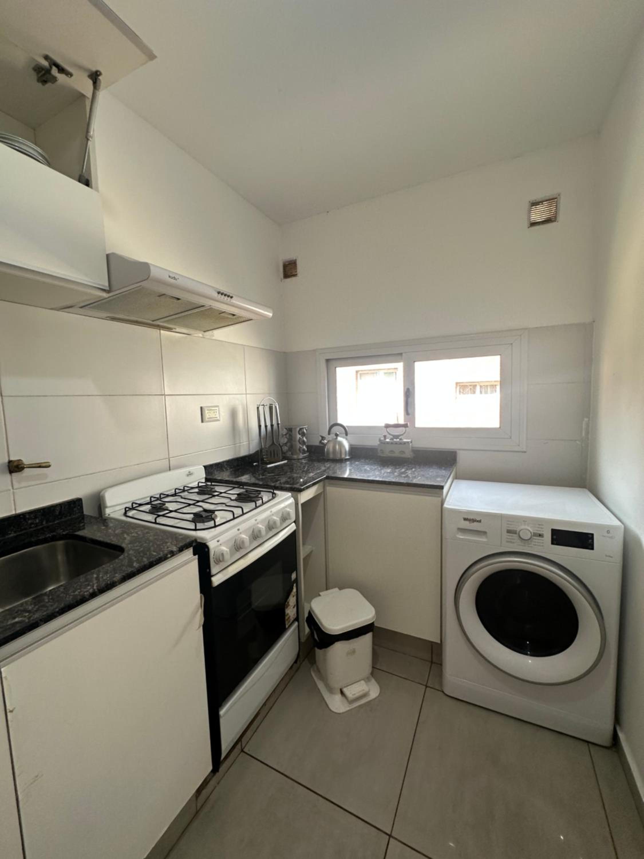 Departamento espacioso en un complejo residencial, cerca del Shopping nuevo centro