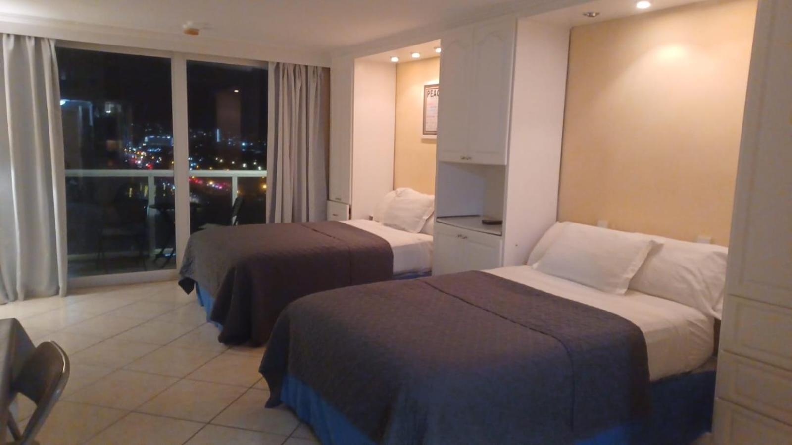 Top floor oceanfront Miami Direct Access to the beach