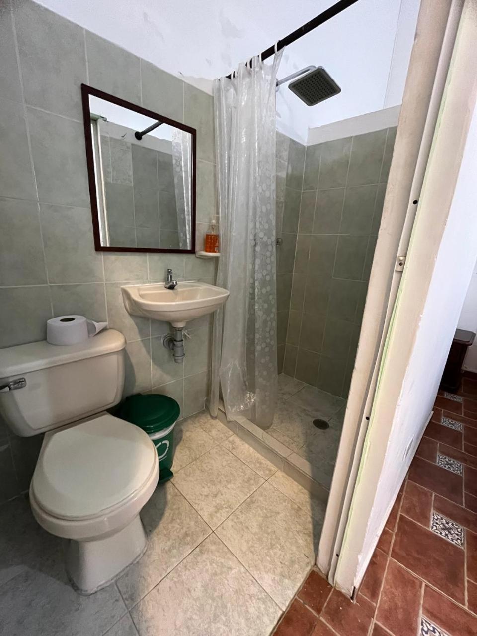 Sandalio Hostal Cali