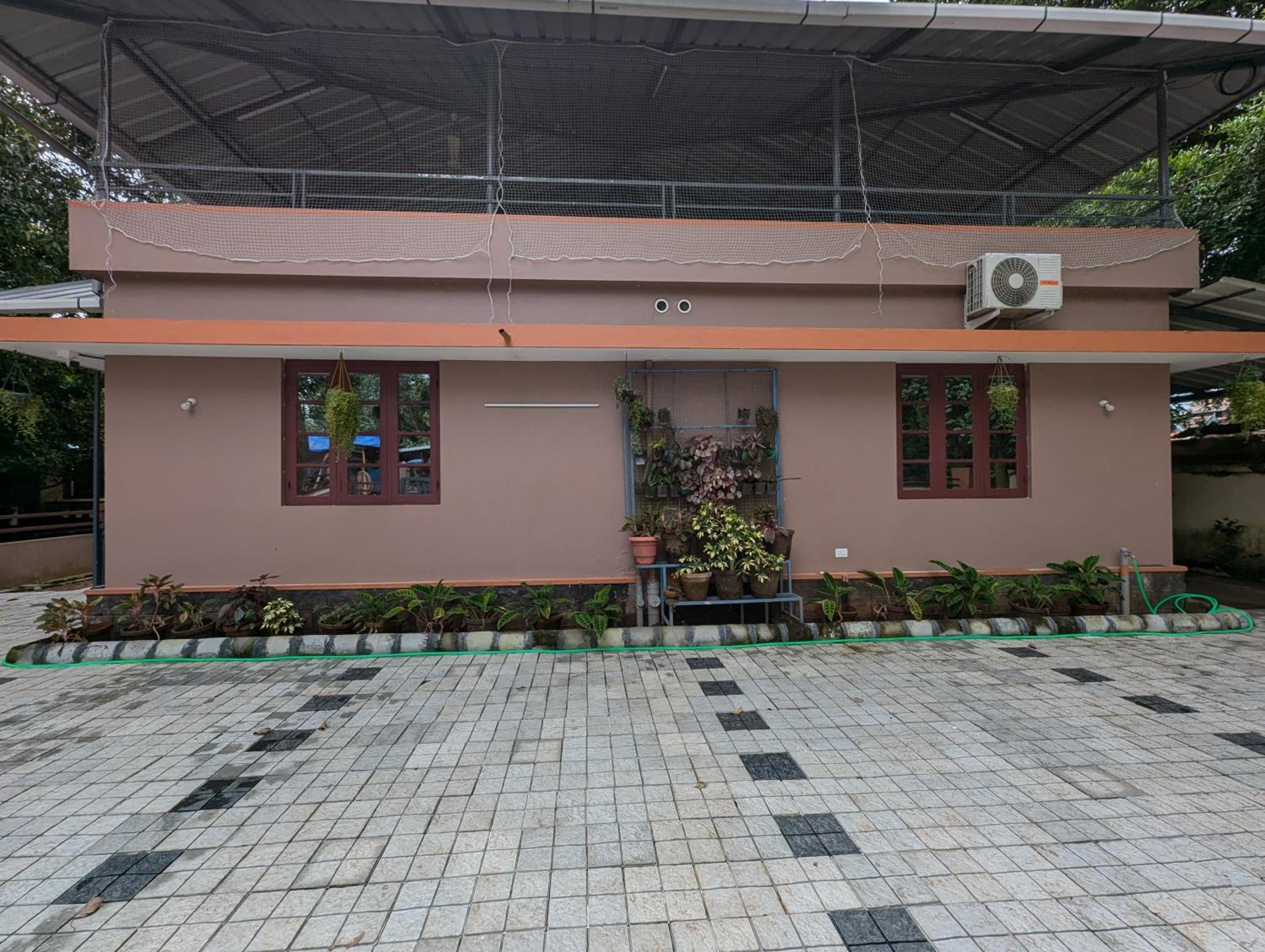 Thekkumkattil Villa
