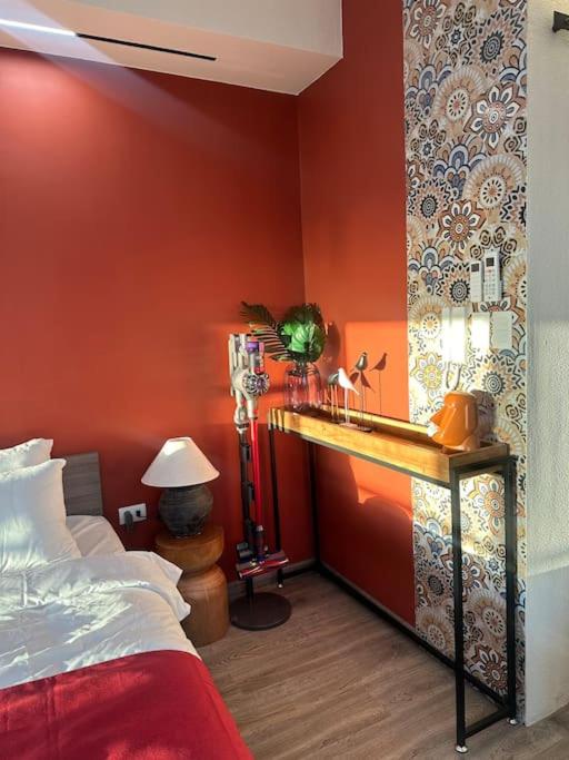 hotel room