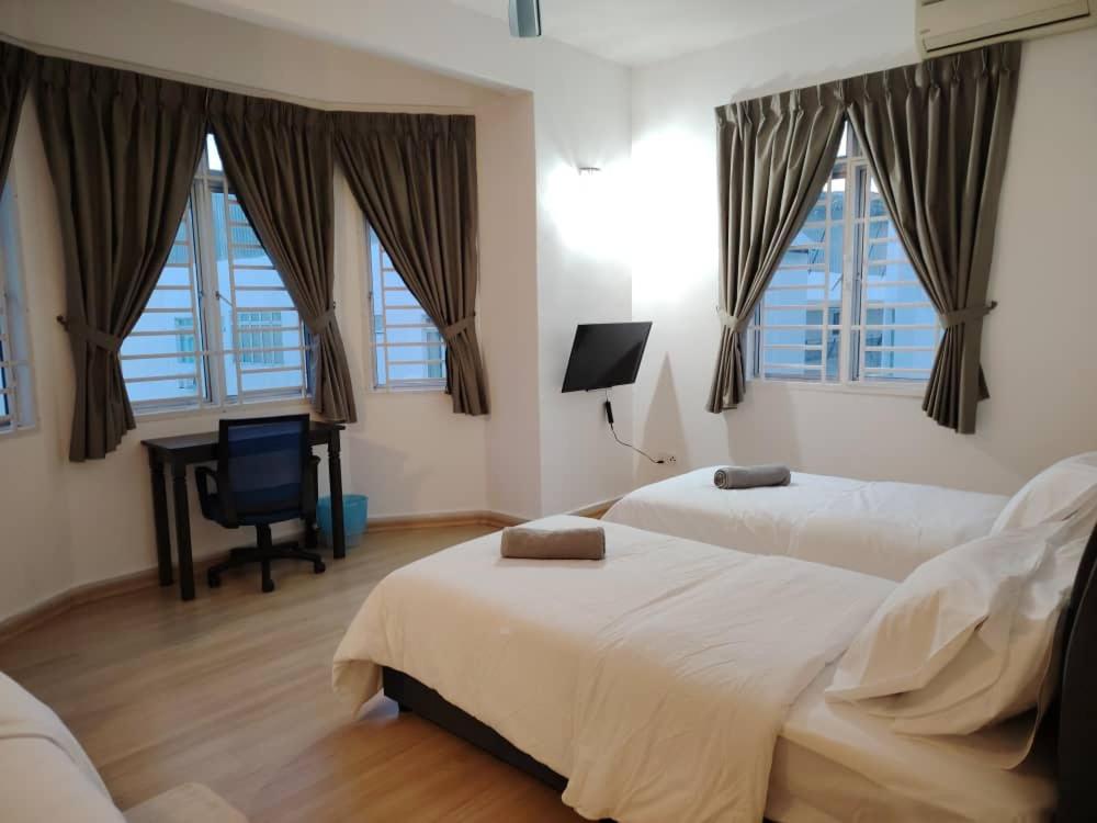 Tebrau City Residence by Natol