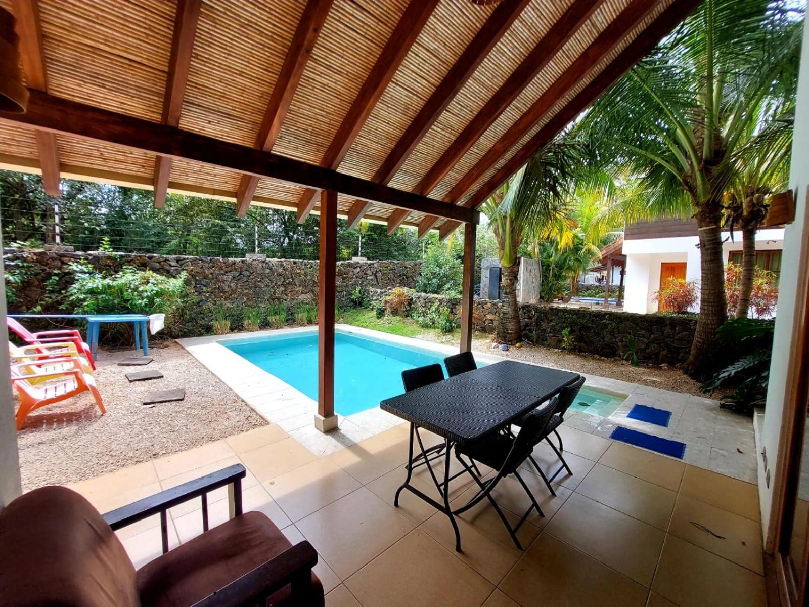 Beach house between Tamarindo and Avellanas