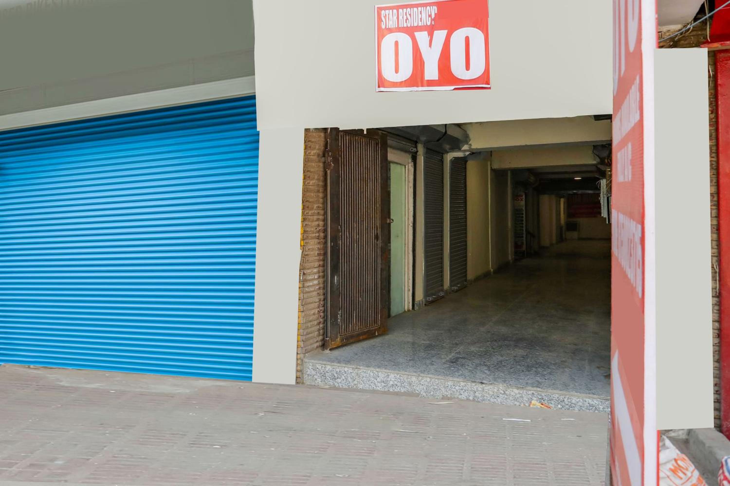 Super OYO Hotel O STAR RESIDENCY