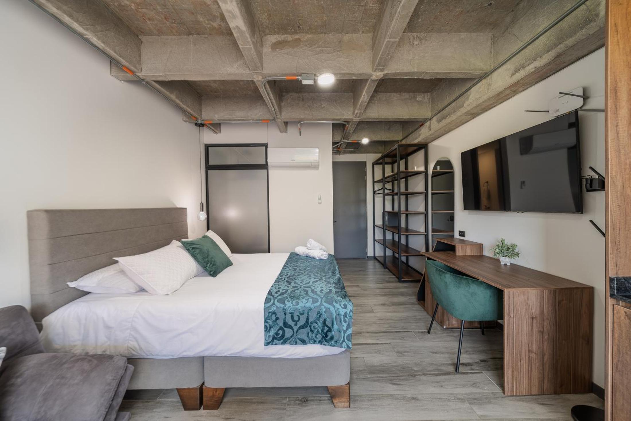 Epic Suites x Ahead