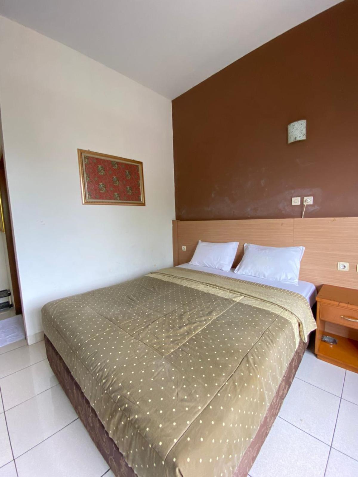 Handayani Hotel