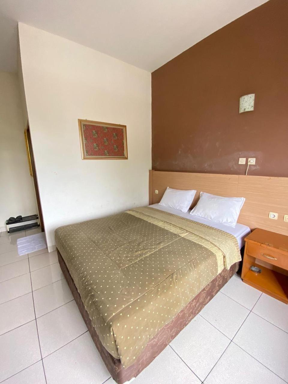 Handayani Hotel
