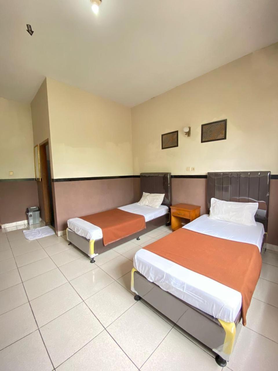 Handayani Hotel