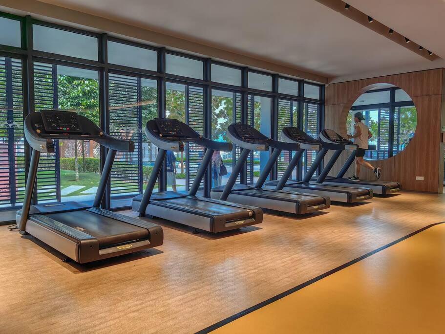 JustLikeHome 3BR 3-5Pax Vertica KLCCView MRt TRx
