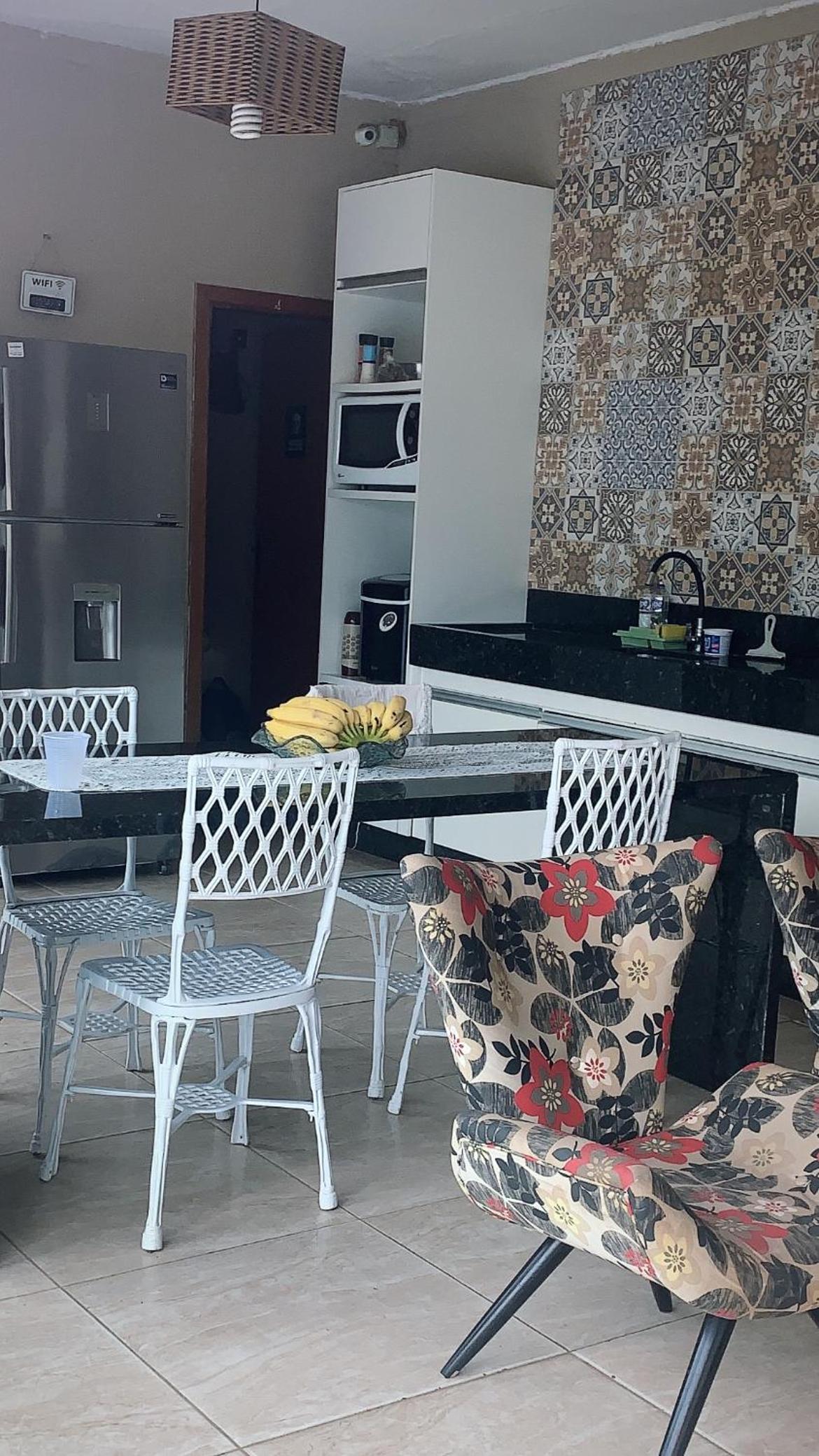 A Casa Paradisíaca lll Com Sinuca e Ar Condicionado em Todos Ambientes com Roupa de Cama e Lavanderia e Ofurô Super Quente com a Vista a Serra de Caldas No