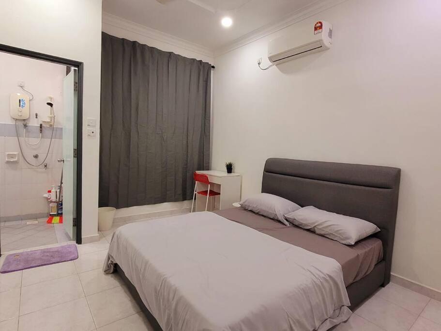 Minimalist 3Bedrooms 4 Queen Bed Permas