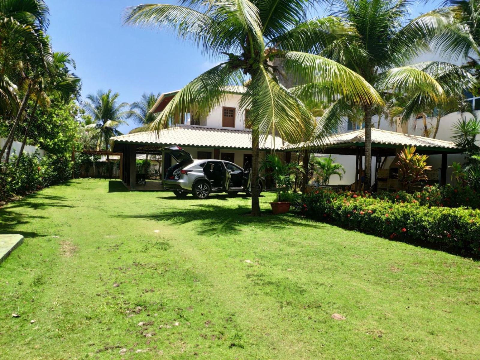 Casa 4 quartos em Guarajuba, excelente localização! 200m da praia!