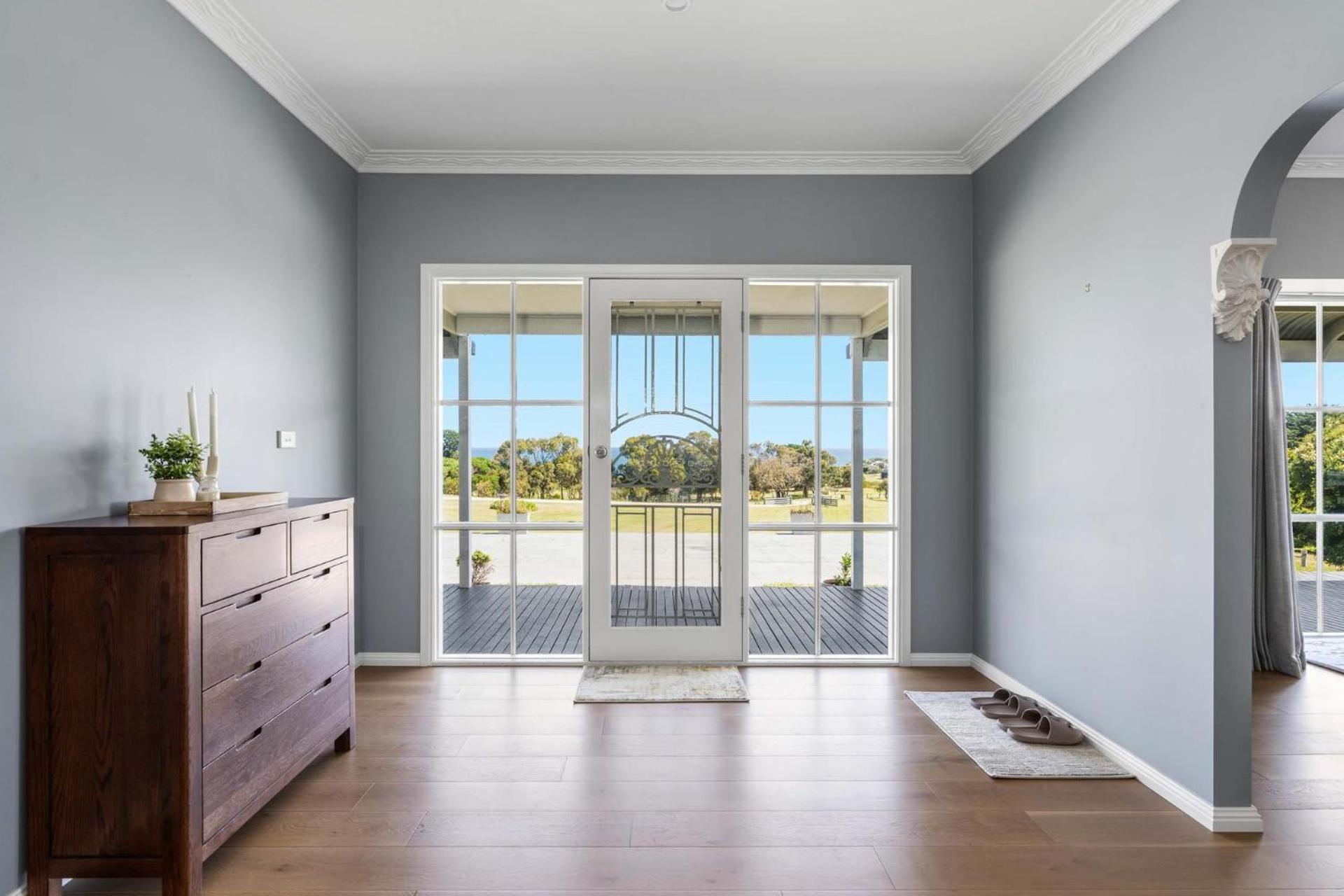 Oceanview On the Hill