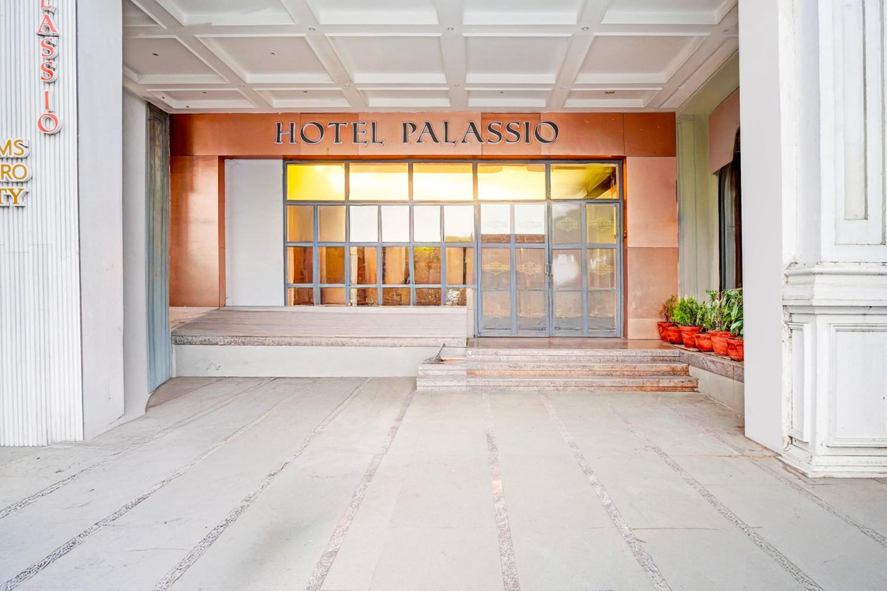 HOTEL O THE PLASSIO view 5