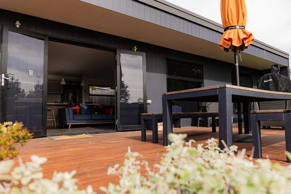 Lifebuoy Beach House Bicheno