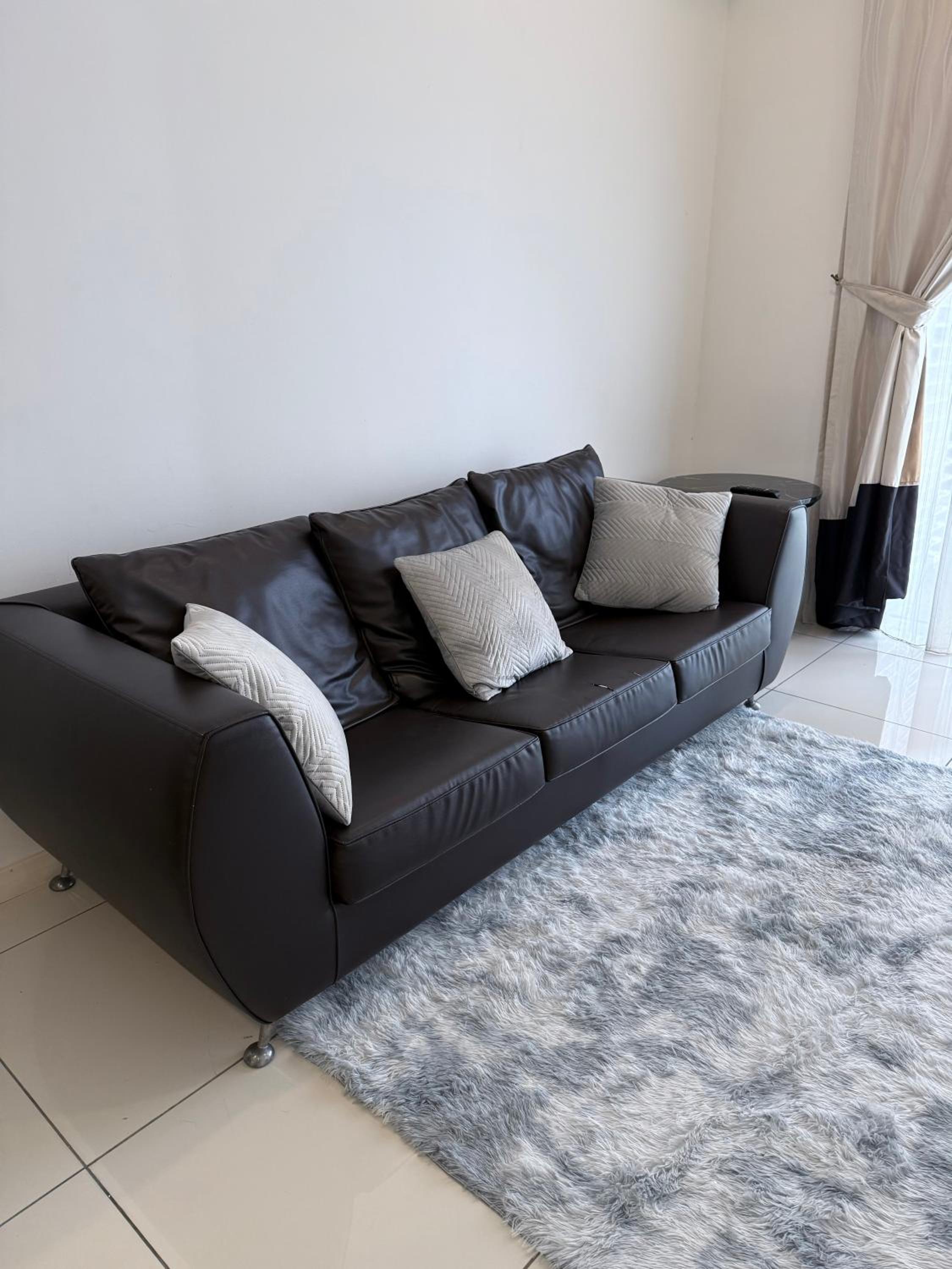 Cozy Downtown 2BR at M Suites, Embassy Row
