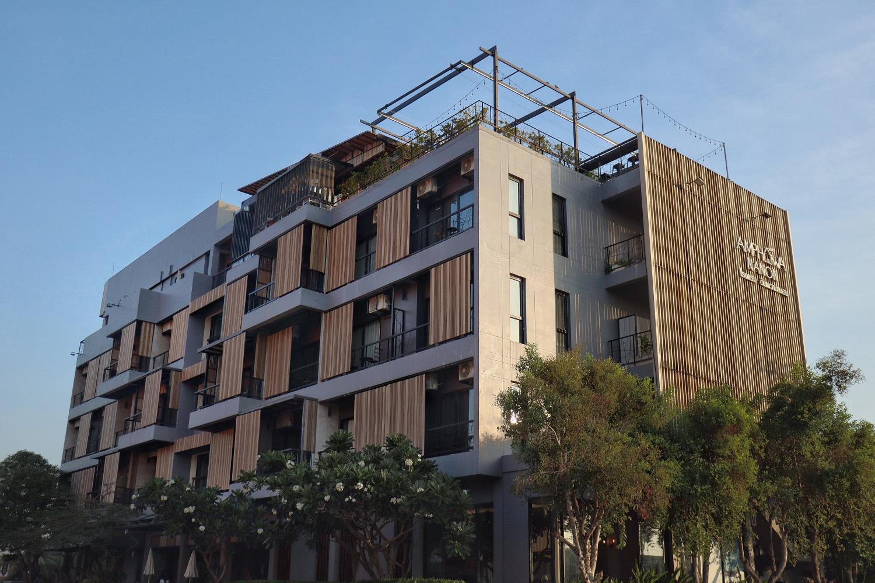 Hotel Amphawa Nanon Hotel & Spa - Image 1