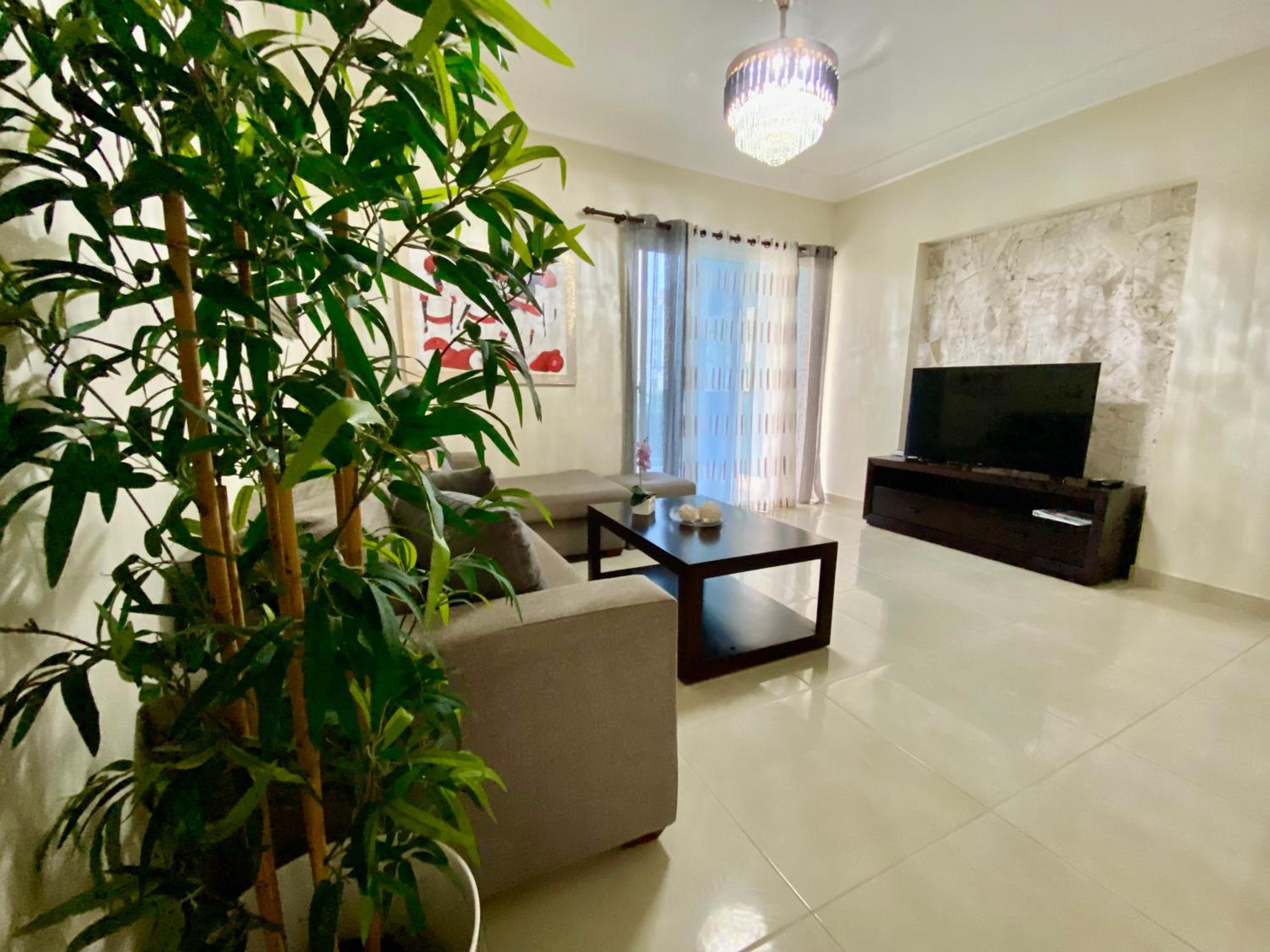 paradise close to the beach pool free parking,wifi- punta cana view 4