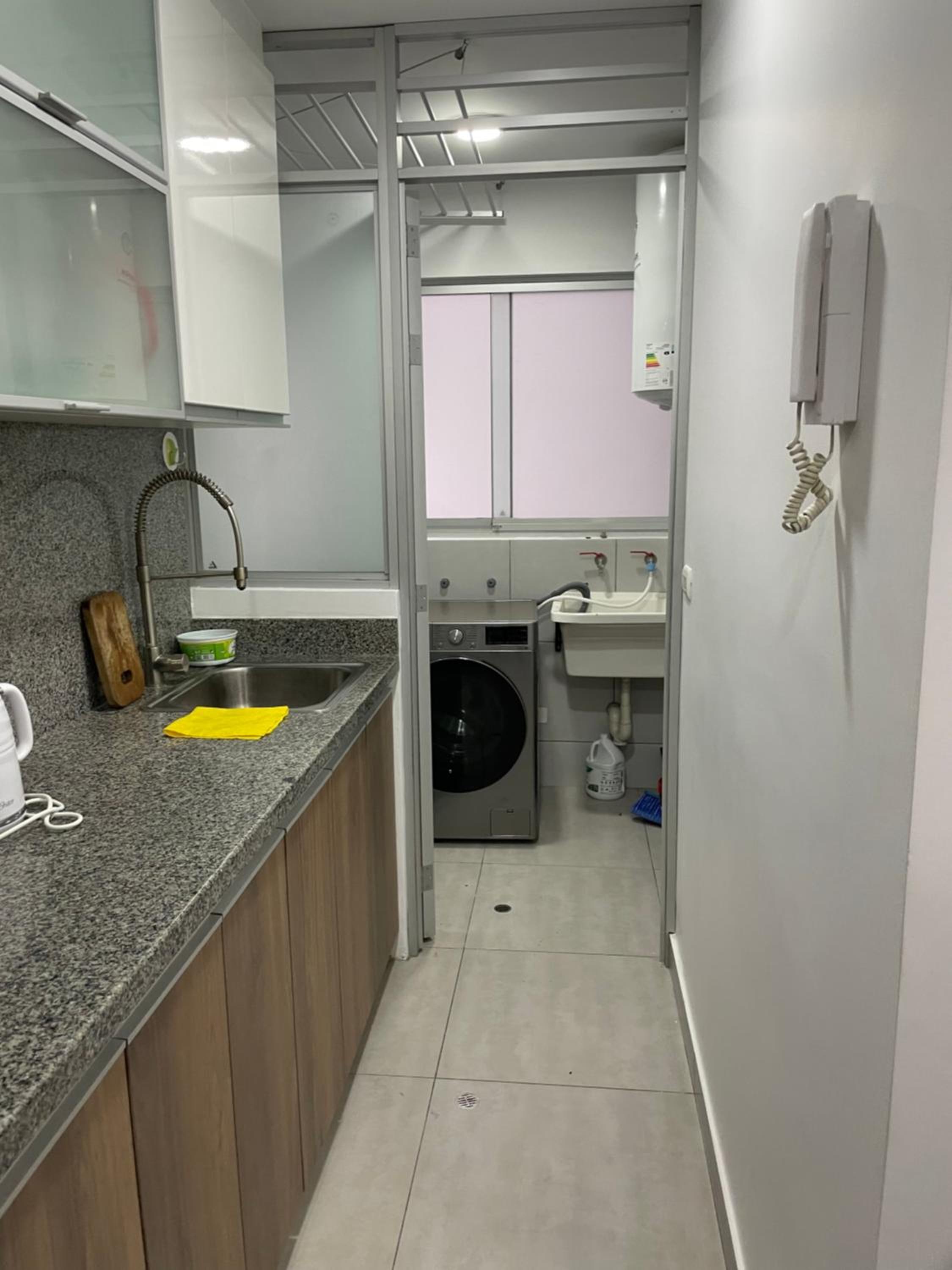 Habitación en dpto en Salaverry cerca a San Isidro view 5