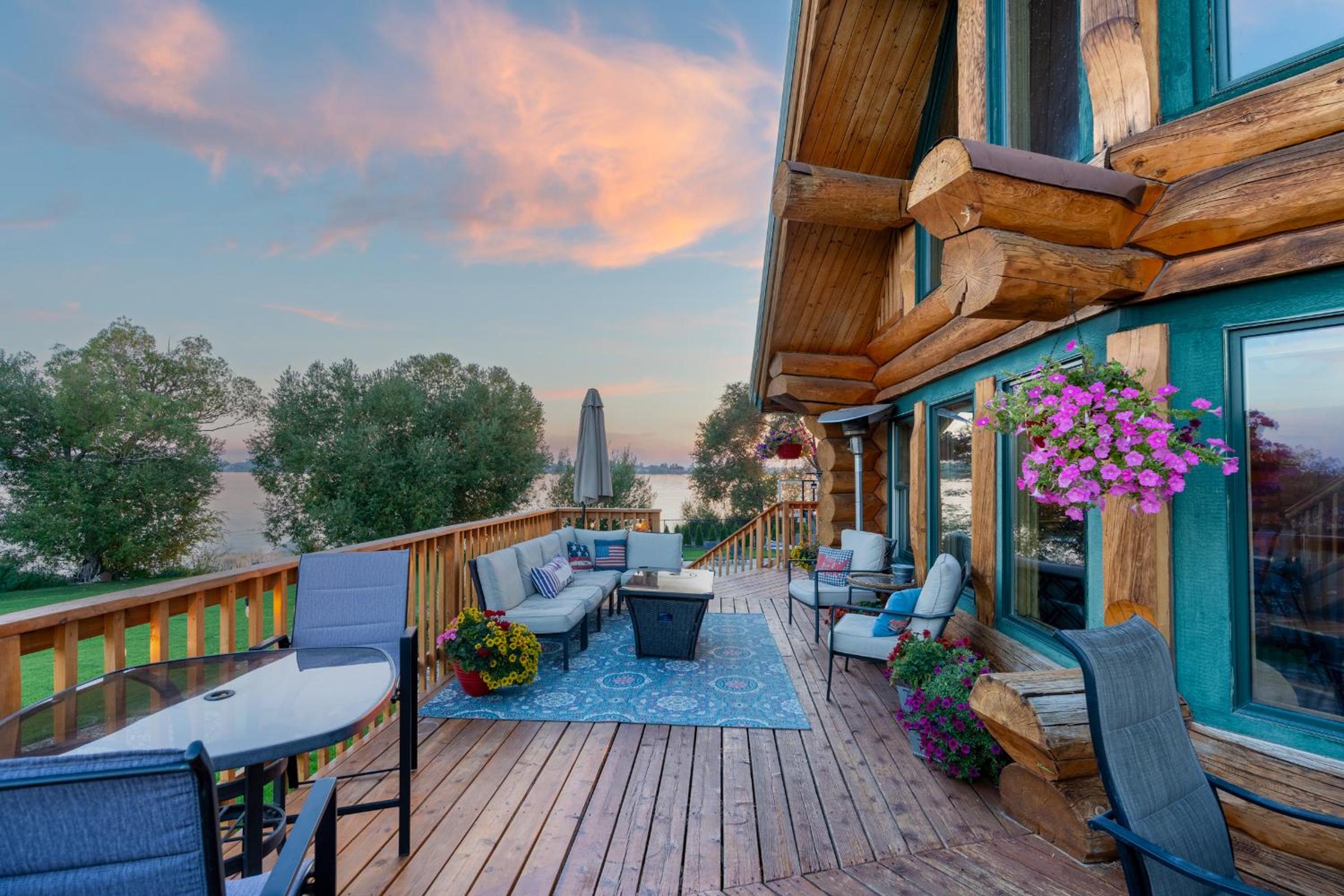 Lakefront Cabin, HotTub, Boat Launch view 4