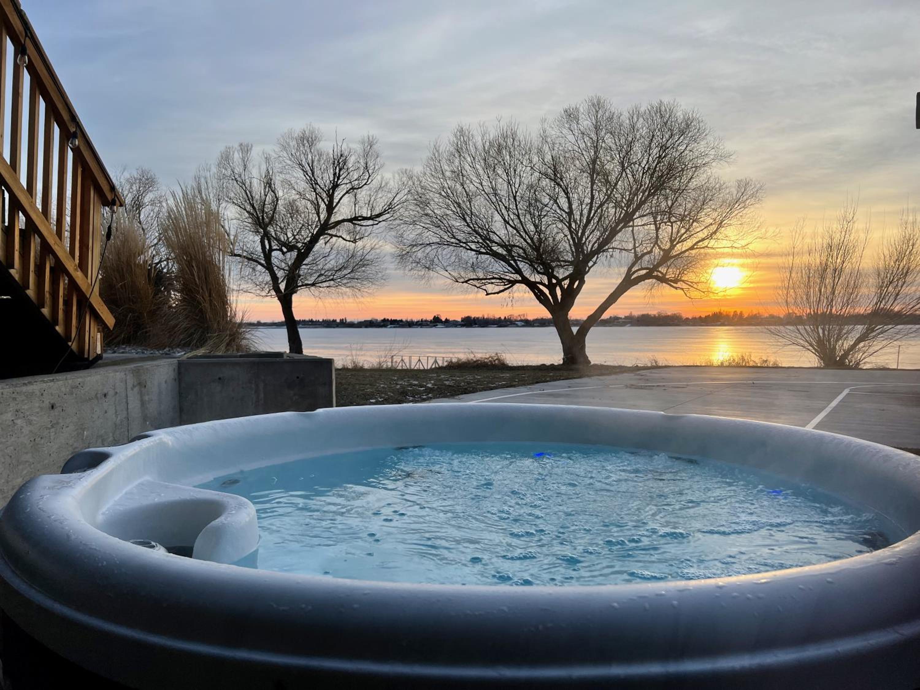 Lakefront Cabin, HotTub, Boat Launch view 2