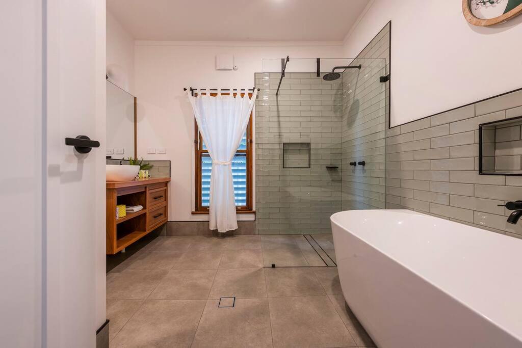 The Block House -LJHooker Yamba