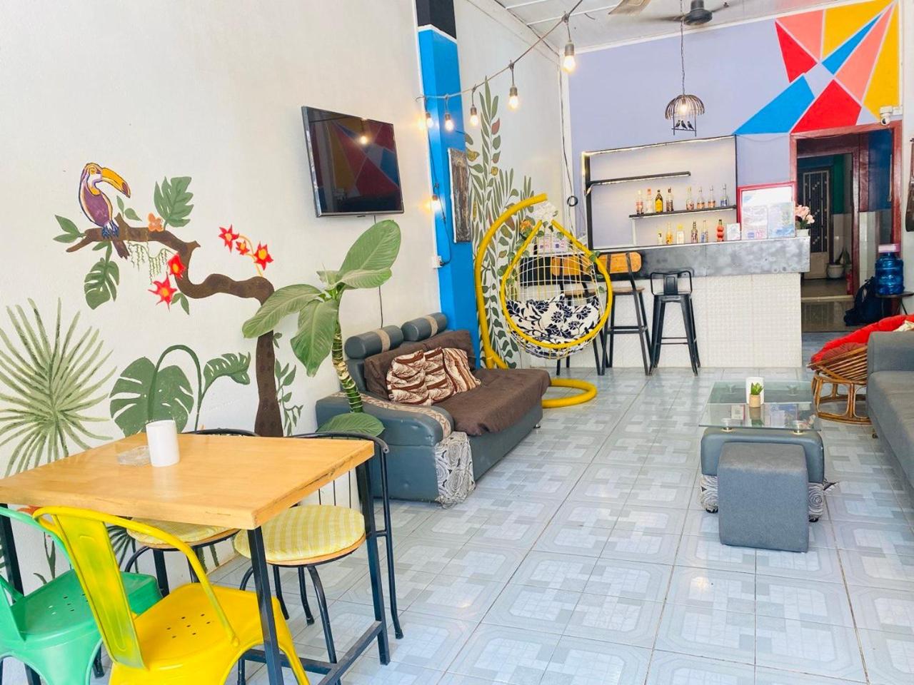 lounge