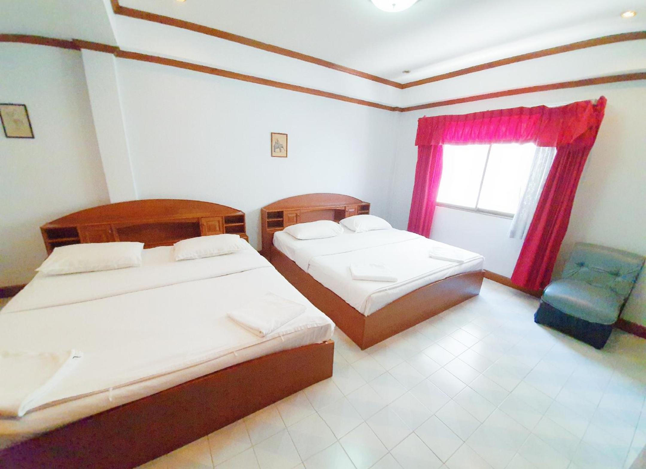 Break Point Patong Hotel