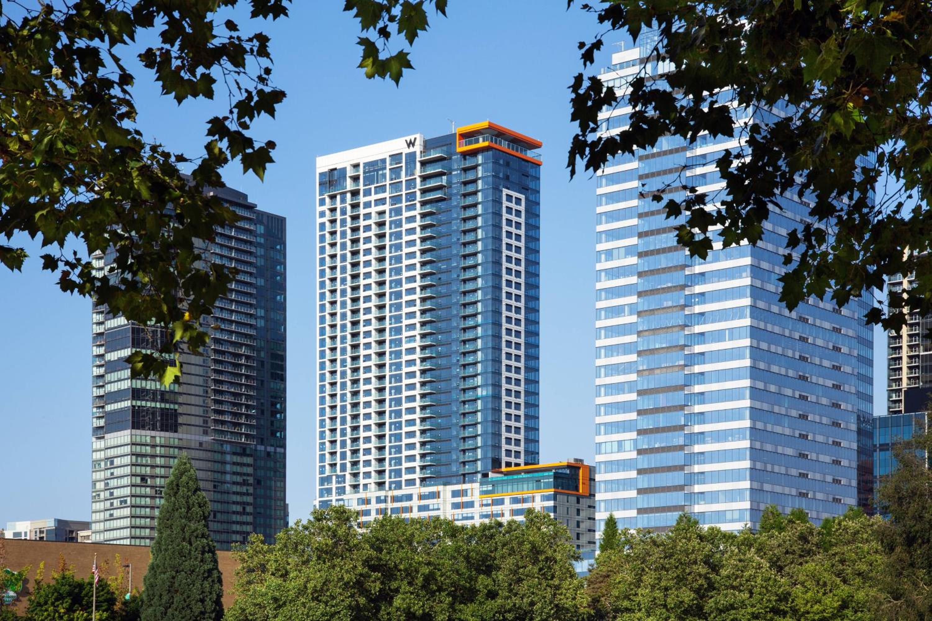 W Bellevue - Property Image 7