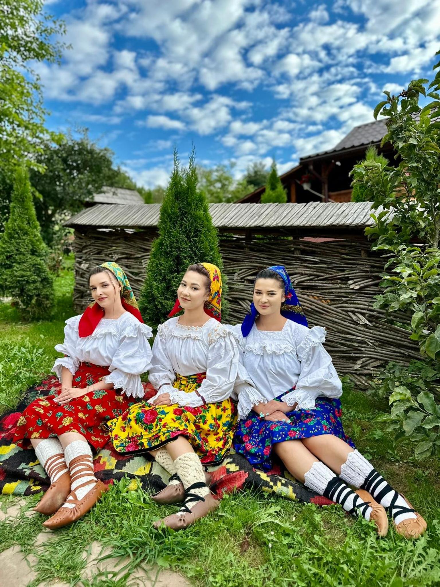 Floare de Maramures 1 view 5