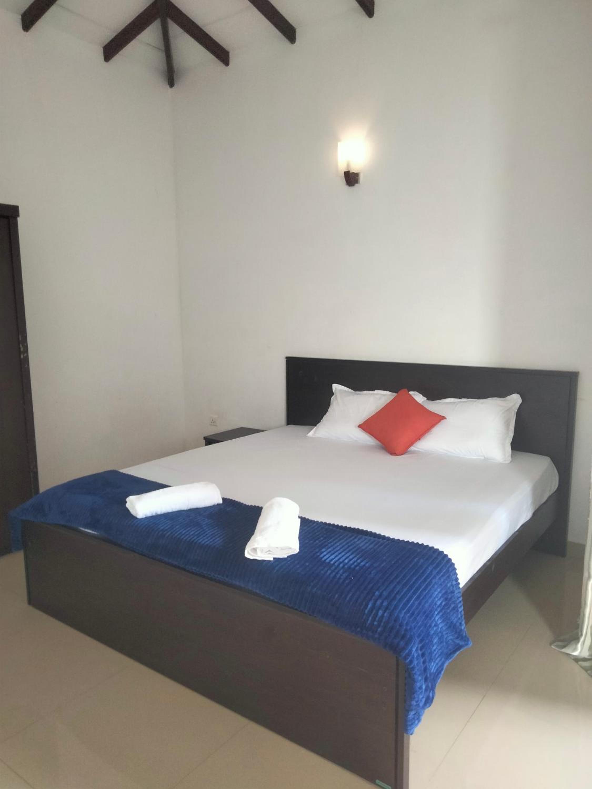 Thenu Homestay
