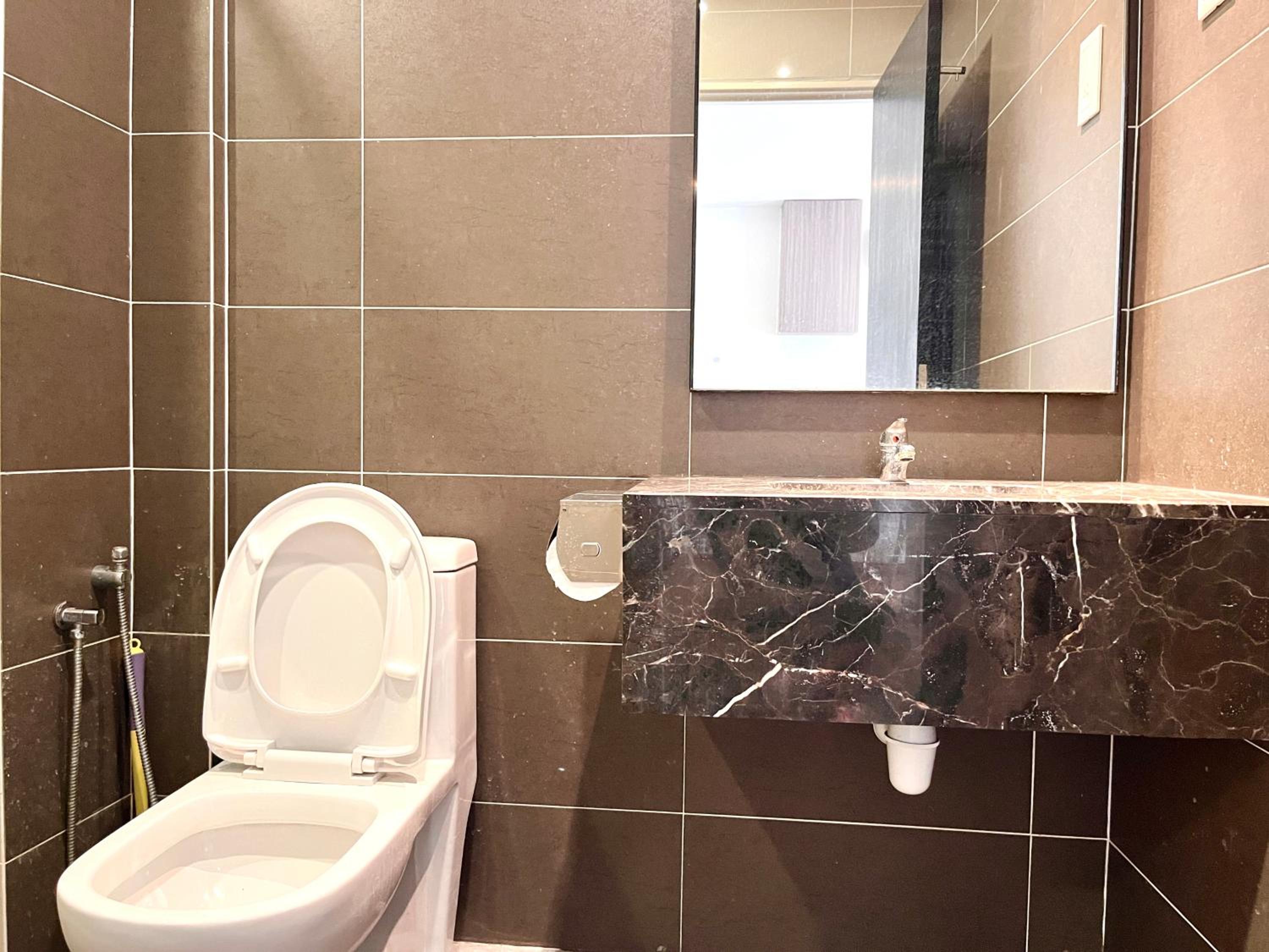 Hillton Suites
