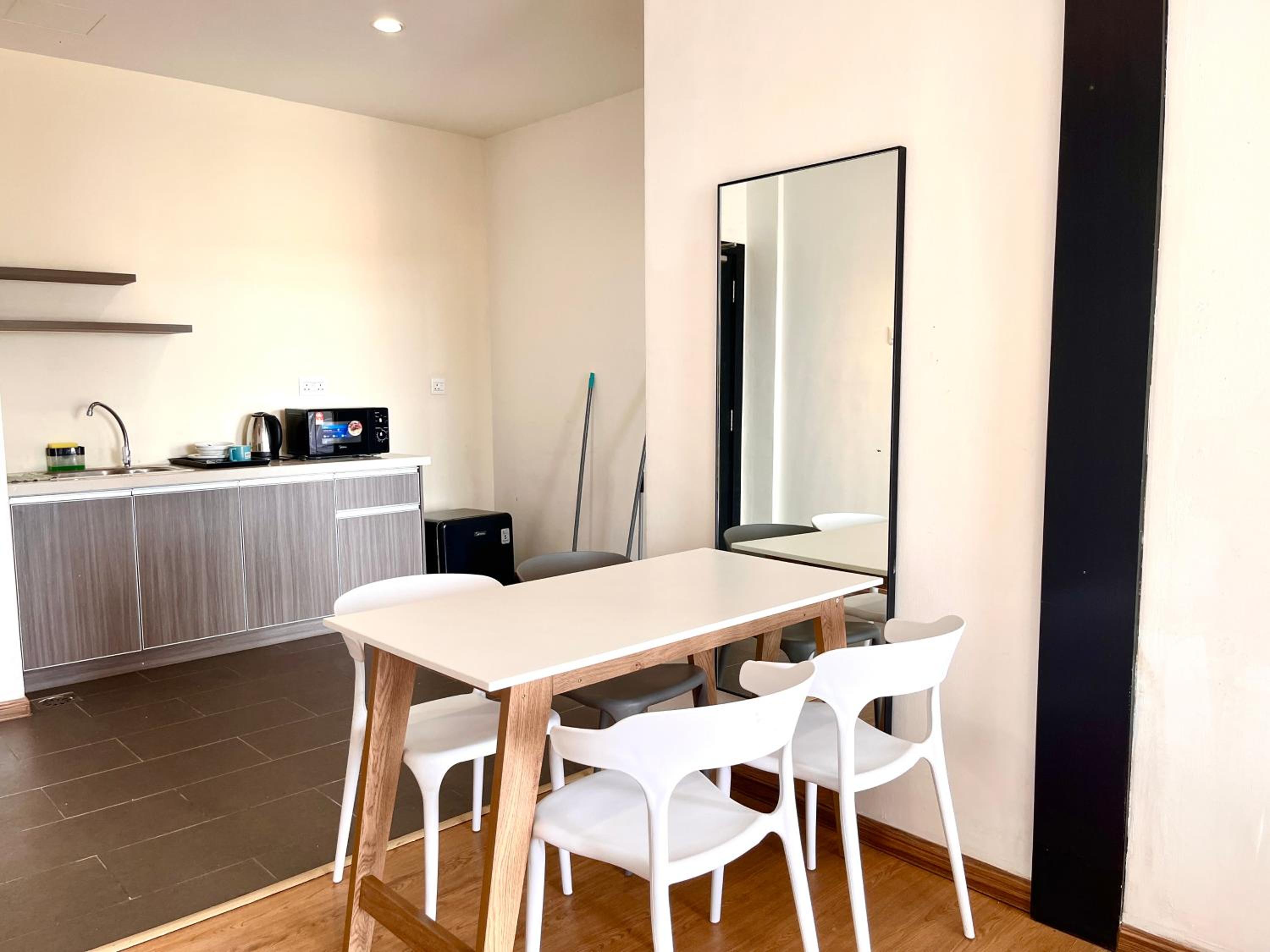 Hillton Suites