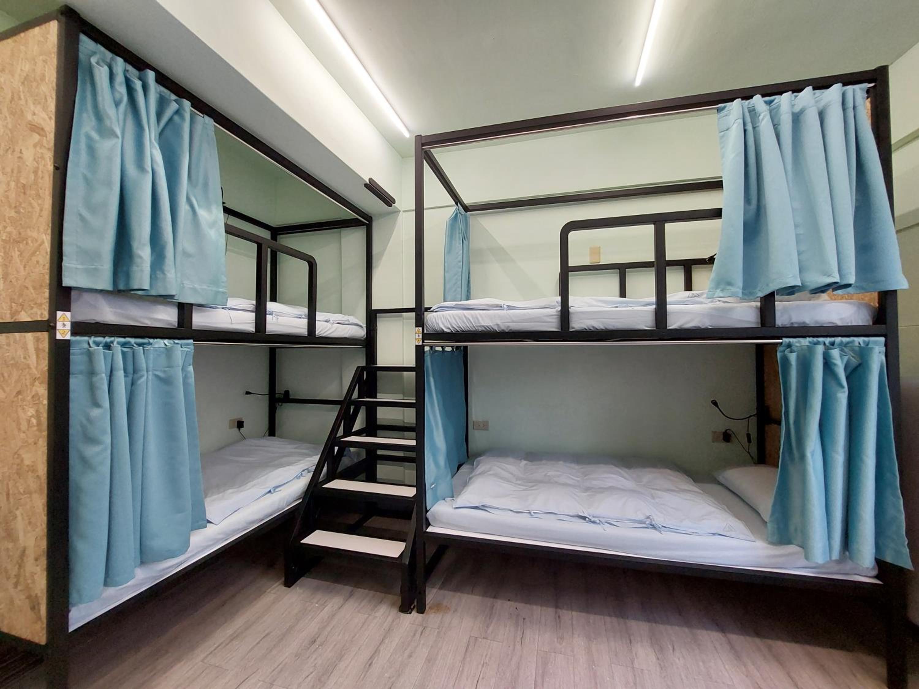 On My Way - Taipei Hostel