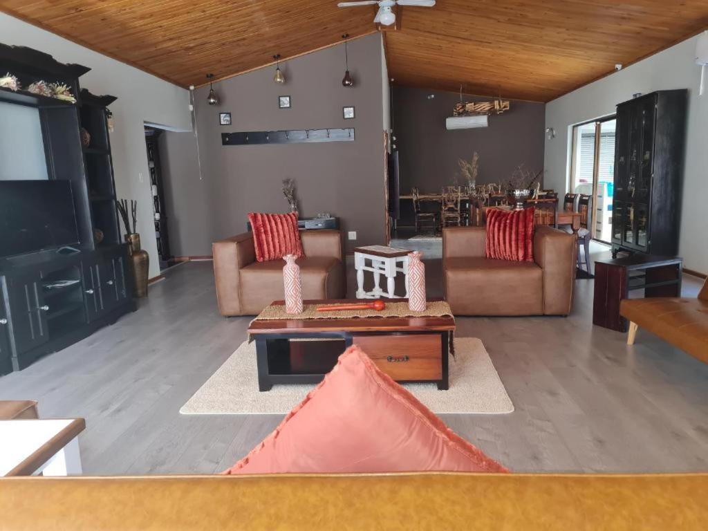Cobra Self-Catering Guesthouse