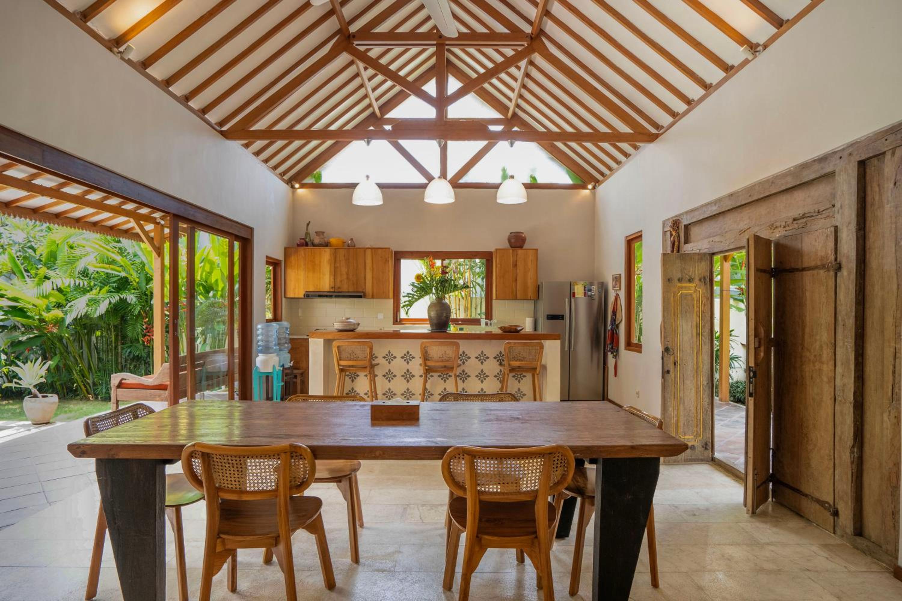 Yans Family Villa Canggu by Betterplace view 4