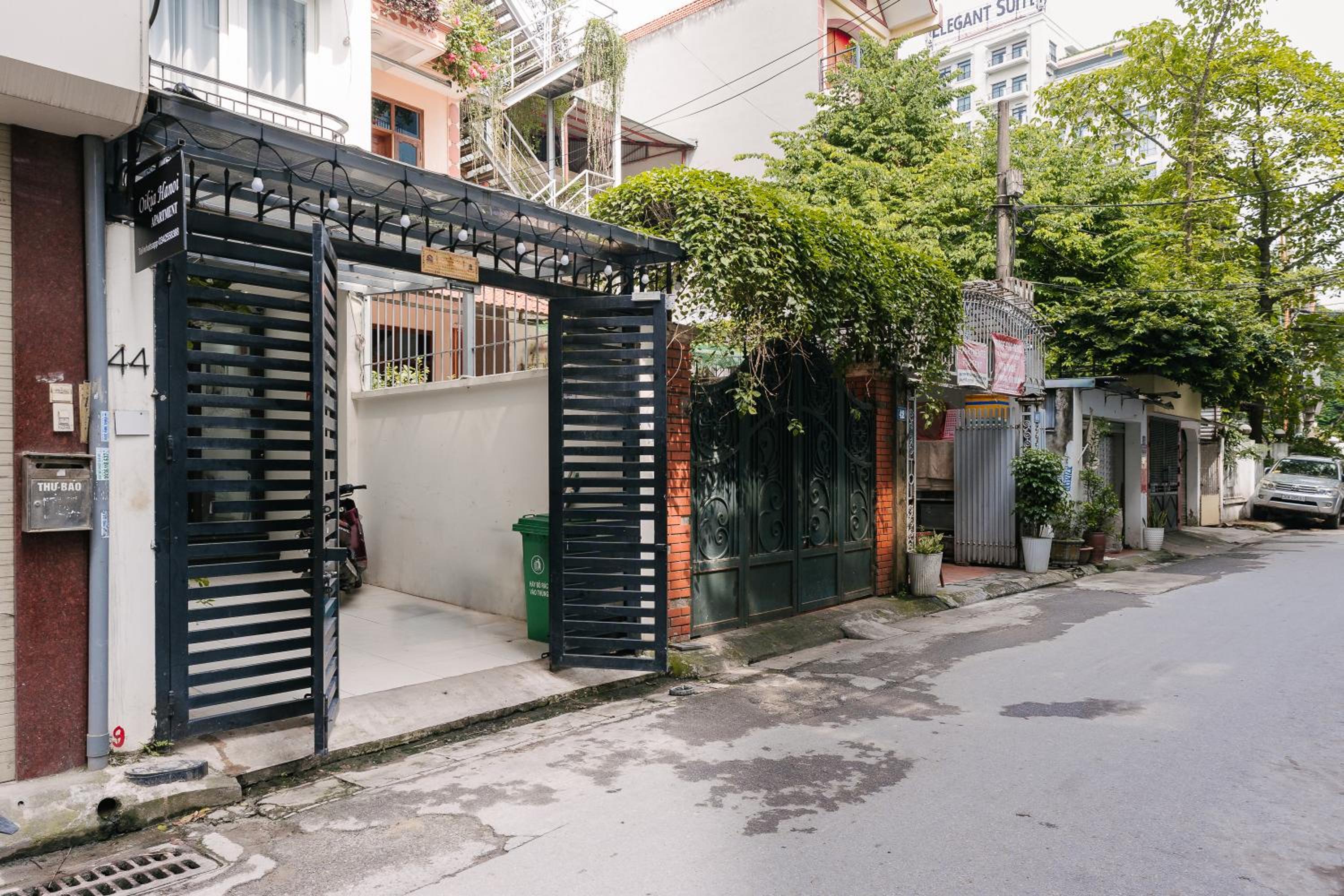 Oikia Apartment
