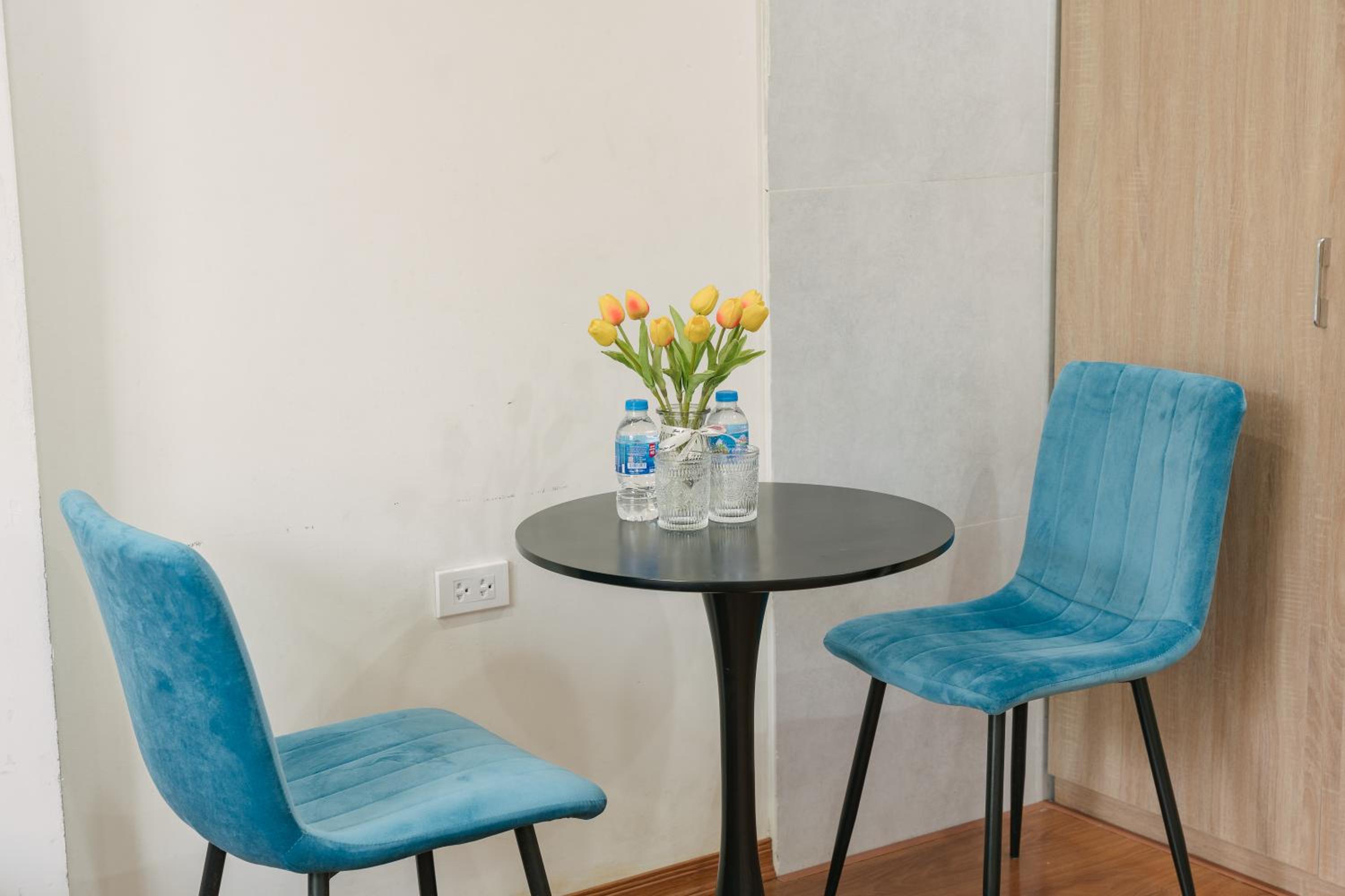 Oikia Apartment