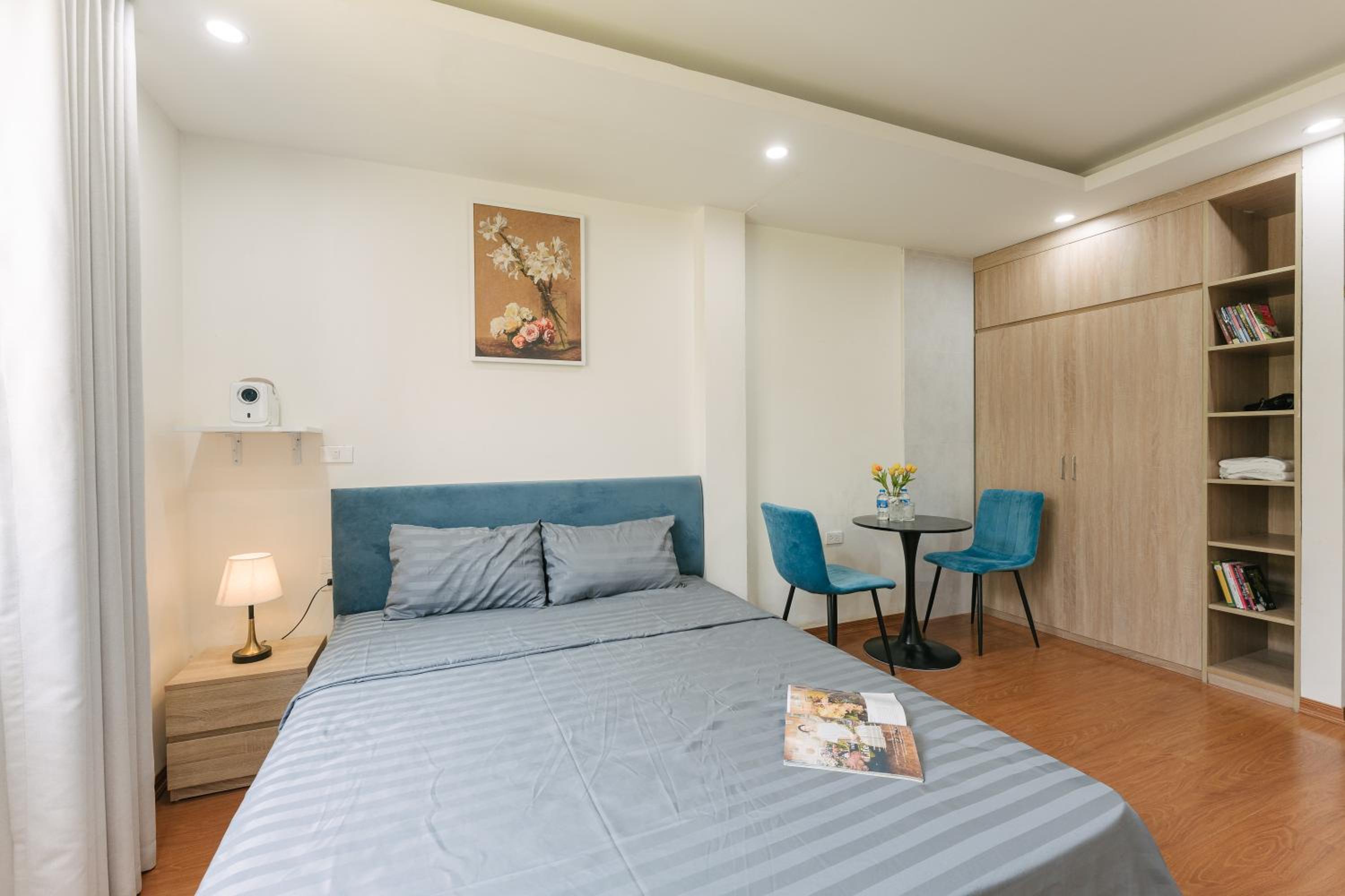 Oikia Apartment