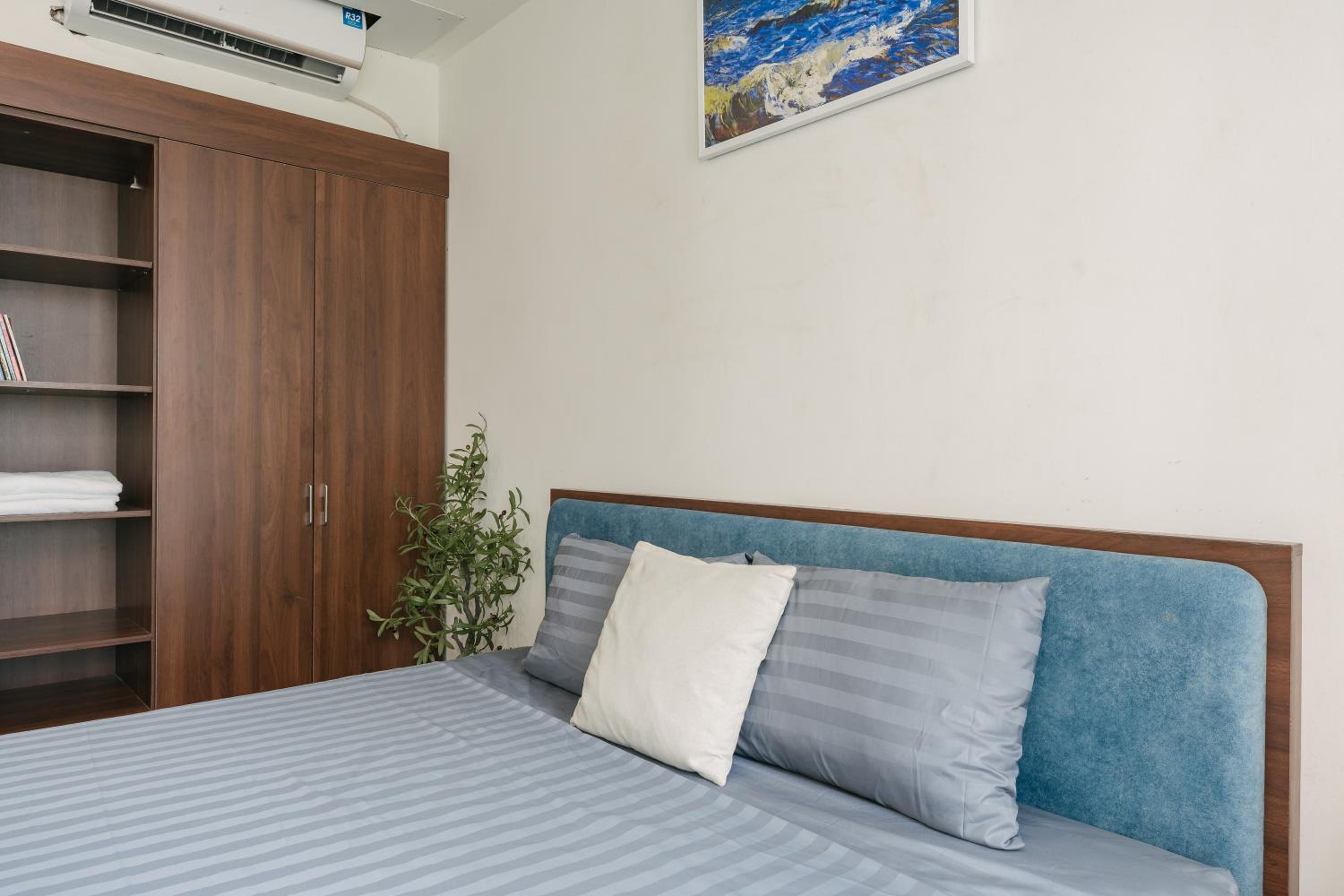Oikia Apartment