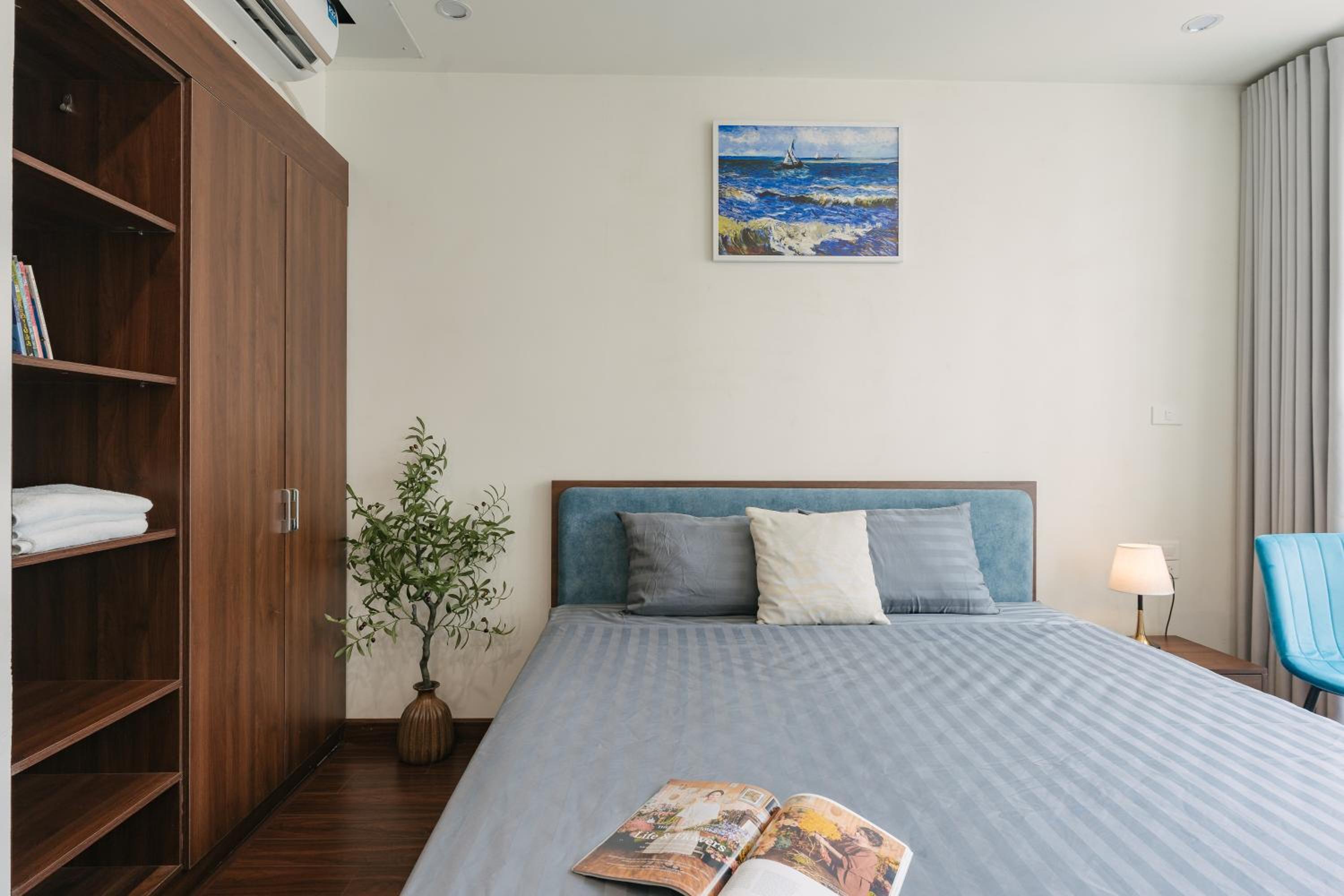 Oikia Apartment