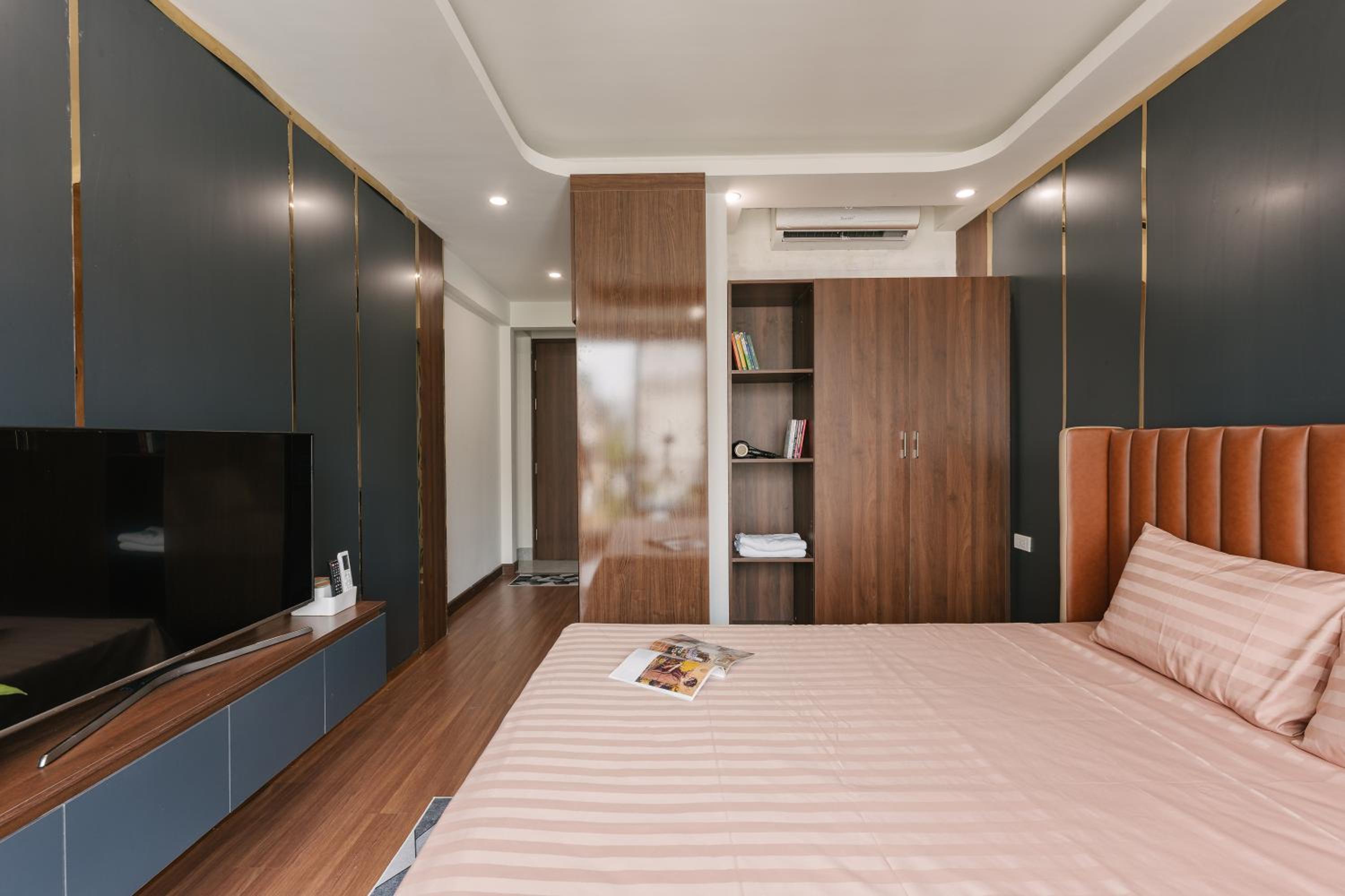 Oikia Apartment